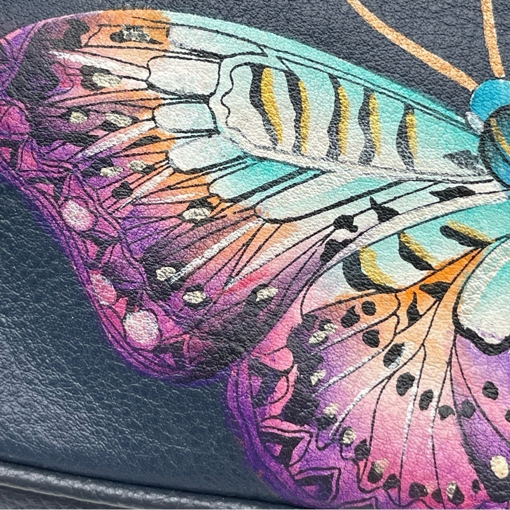New Anuschka Hand Painted Leather RFID Camera Crossbody Bag Magical Wings - Picture 9 of 13